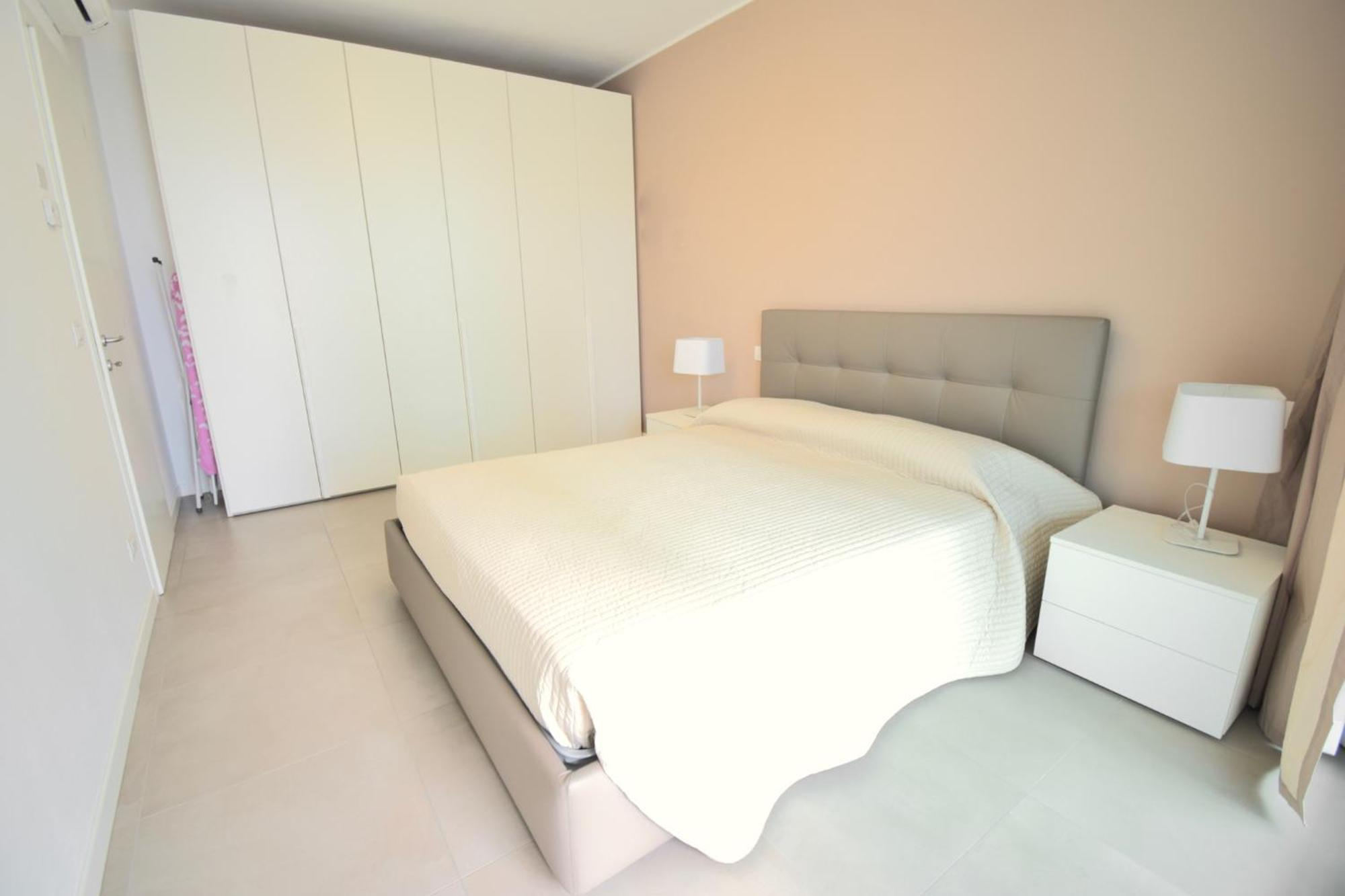 Equilium Apartments 리도 디 예솔로 외부 사진